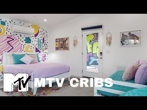 Inside Our 90s Themed Joshua Tree Tiny House Airbnb